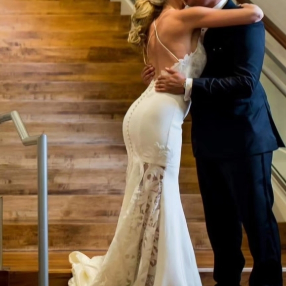 Modern Trousseau Muse by Callie Tein Wedding Gown, Size 4 (10 label) - Picture 5 of 9